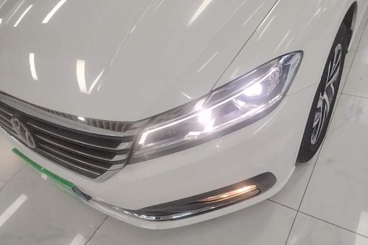 Used Volkswagen Lavida 2022 1.5L Automatic Comfort Edition Left Front Headlight