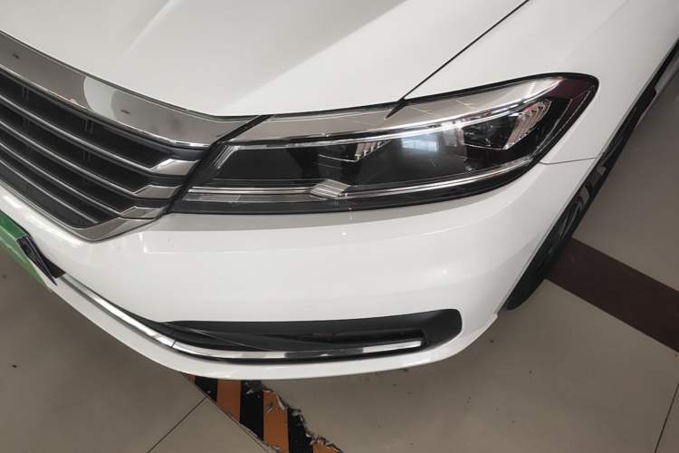 Used Volkswagen Lavida 2022 1.5L Automatic Vision Edition Left Front Headlight