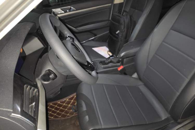 Used Volkswagen Lavida 2022 1.5L Automatic Comfort Edition Left Front Seat
