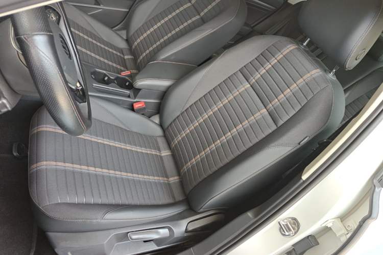 Used Volkswagen Lavida 2022 280TSI DSG Comfort Edition Left Front Seat