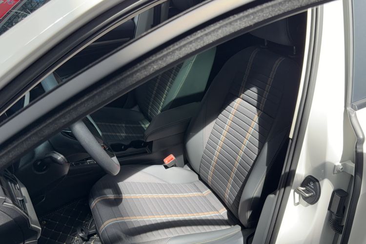 Used Volkswagen Lavida 2022 280TSI DSG Comfort Edition Left Front Seat