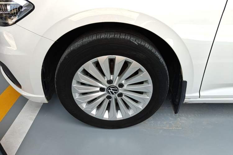 Used Volkswagen Lavida 2022 280TSI DSG Comfort Edition Left Front Wheel Hub