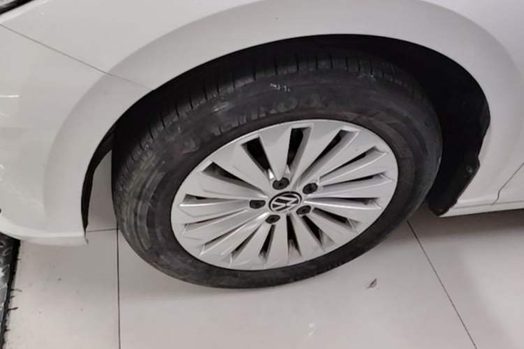 Used Volkswagen Lavida 2022 280TSI DSG Comfort Edition Left Front Wheel Hub