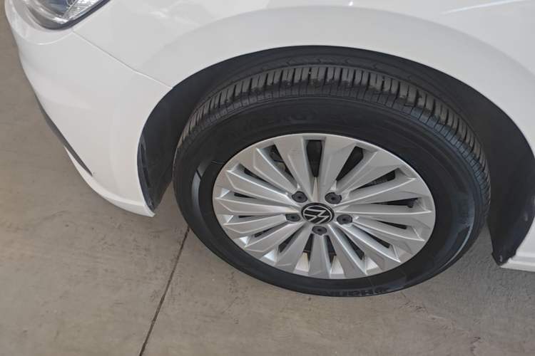 Used Volkswagen Lavida 2022 280TSI DSG Comfort Edition Left Front Wheel Hub