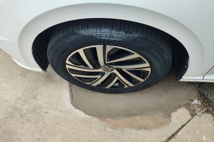 Used Volkswagen Lavida 2022 280TSI DSG Comfort Edition Left Front Wheel Hub