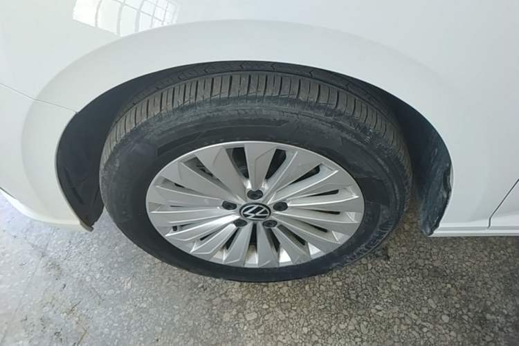 Used Volkswagen Lavida 2022 280TSI DSG Comfort Edition Left Front Wheel Hub