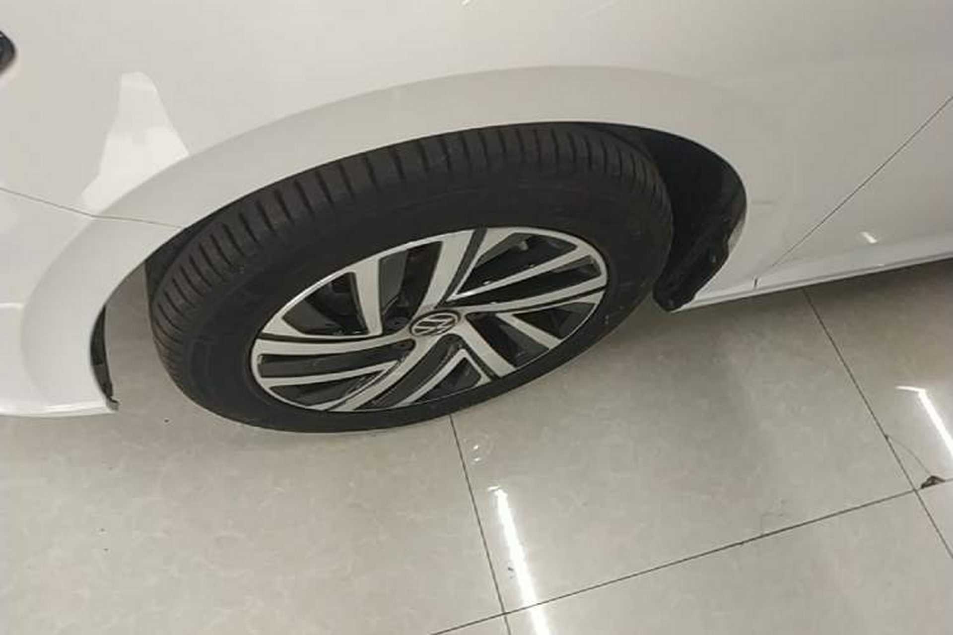 Used Volkswagen Lavida 2022 280TSI DSG Comfort Edition Left Front Wheel Hub