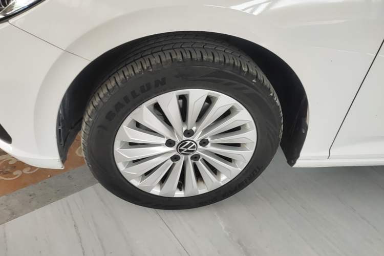 Used Volkswagen Lavida 2022 280TSI DSG Comfort Edition Left Front Wheel Hub