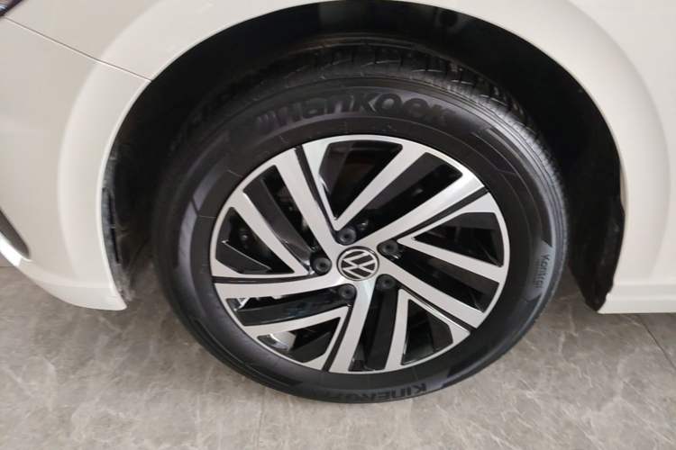 Used Volkswagen Lavida 2022 280TSI DSG Comfort Edition Left Front Wheel Hub