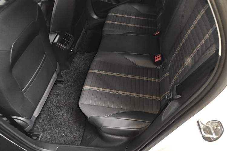 Used Volkswagen Lavida 2022 280TSI DSG Comfort Edition Left Rear Seat