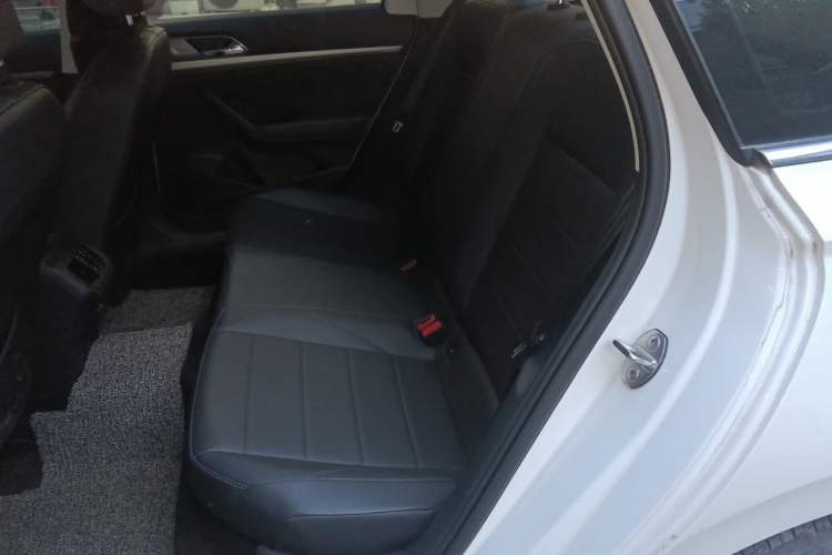 Used Volkswagen Lavida 2022 1.5L Automatic Vision Edition Left Rear Seat