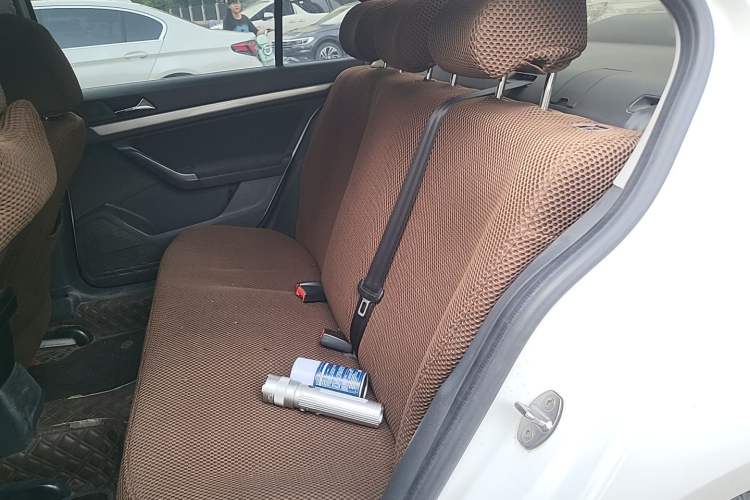 Used Volkswagen Lavida 2022 1.5L Automatic Fashion Edition Left Rear Seat