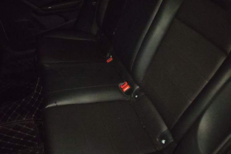 Used Volkswagen Lavida 2022 1.5L Automatic Fashion Edition Left Rear Seat