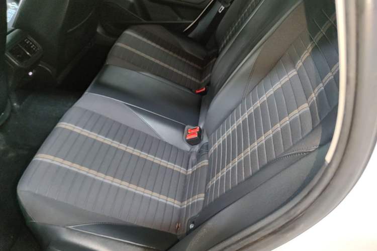 Used Volkswagen Lavida 2022 1.5L Automatic Vision Edition Left Rear Seat