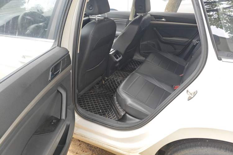 Used Volkswagen Lavida 2022 1.5L Automatic Comfort Edition Left Rear Seat