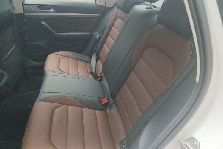 Used Volkswagen Lavida 2022 280TSI DSG Luxury Edition Left Rear Seat