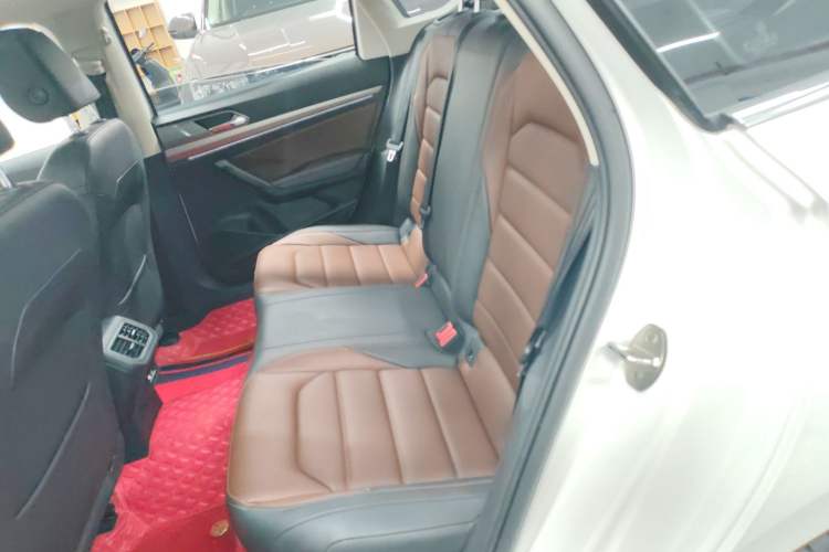 Used Volkswagen Lavida 2022 280TSI DSG Luxury Edition Left Rear Seat