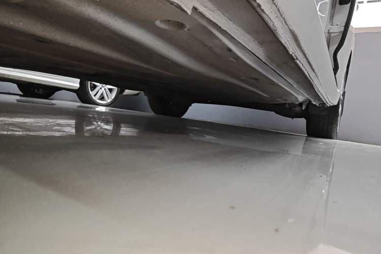 Used Volkswagen Lavida 2022 280TSI DSG Comfort Edition Left Side Sill