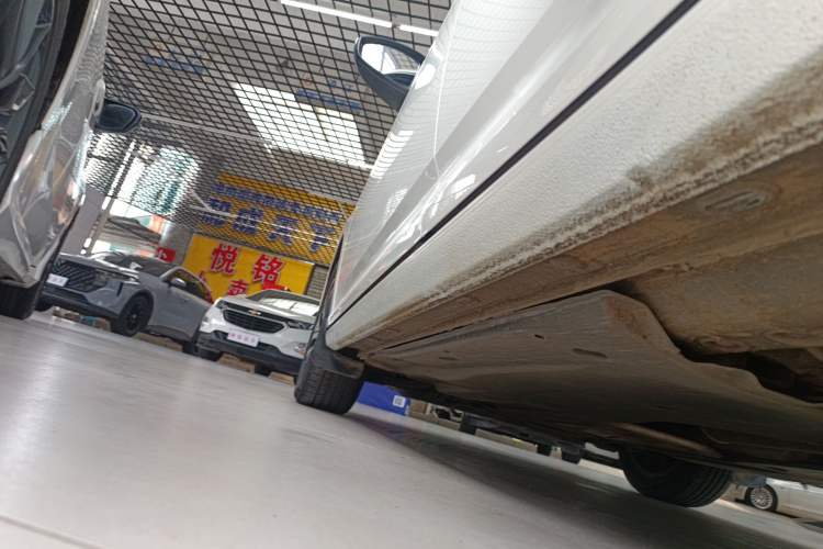 Used Volkswagen Lavida 2022 280TSI DSG Comfort Edition Left Side Sill