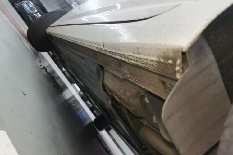 Used Volkswagen Lavida 2022 280TSI DSG Comfort Edition Left Side Sill