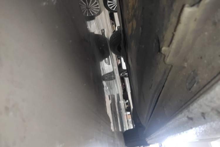 Used Volkswagen Lavida 2022 1.5L Automatic Vision Edition Left Side Sill