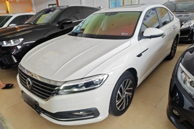 Ojetý Volkswagen Lavida 2022 1.5L Automatic Vision Edition