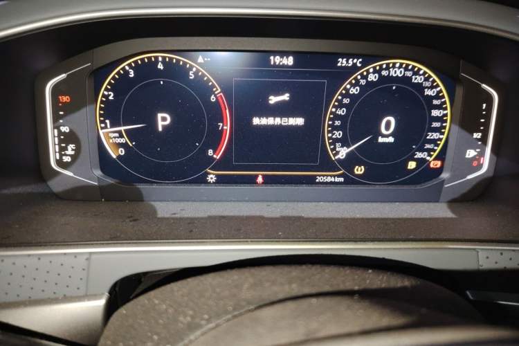 Used Volkswagen Lavida 2022 1.5L Automatic Comfort Edition Odometer Close Up