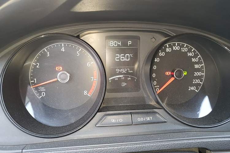 Used Volkswagen Lavida 2022 1.5L Automatic Fashion Edition Odometer Close Up