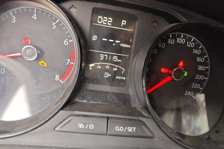 Used Volkswagen Lavida 2022 1.5L Automatic Fashion Edition Odometer Close Up