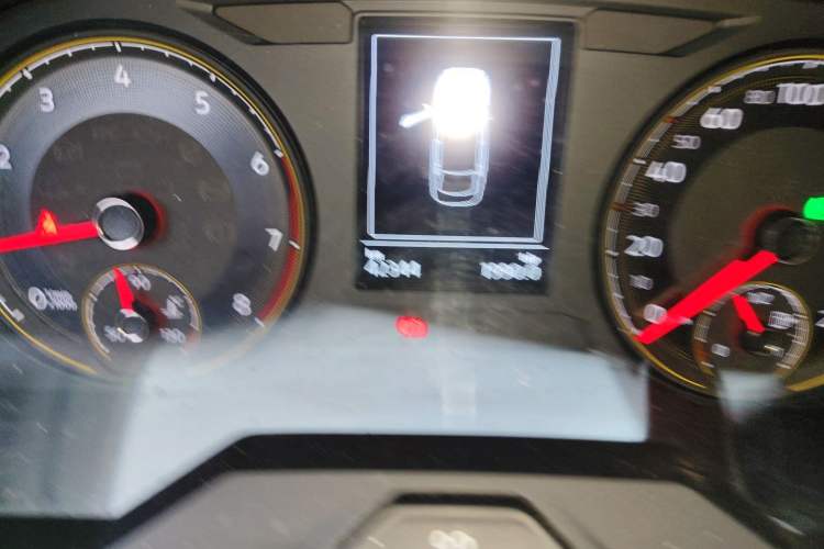 Used Volkswagen Lavida 2022 1.5L Automatic Fashion Edition Odometer Close Up