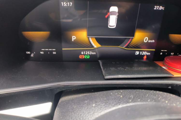 Used Volkswagen Lavida 2022 1.5L Automatic Comfort Edition Odometer Close Up