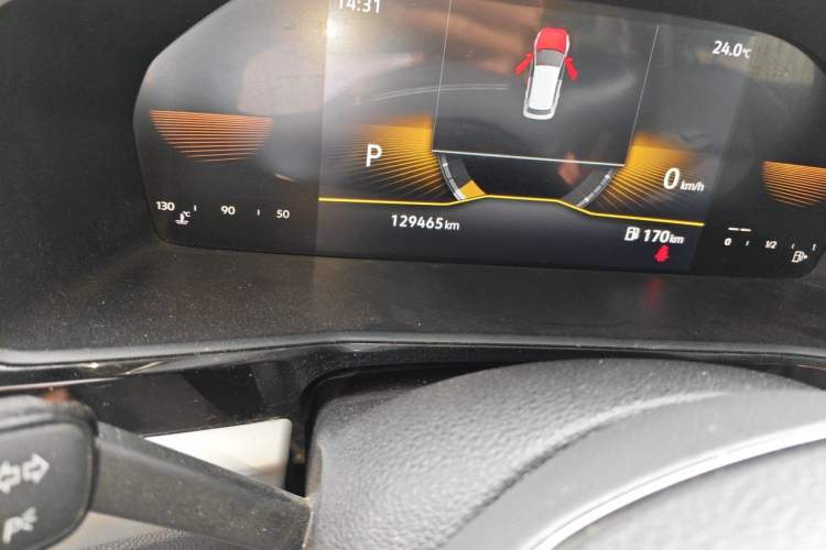 Used Volkswagen Lavida 2022 1.5L Automatic Comfort Edition Odometer Close Up