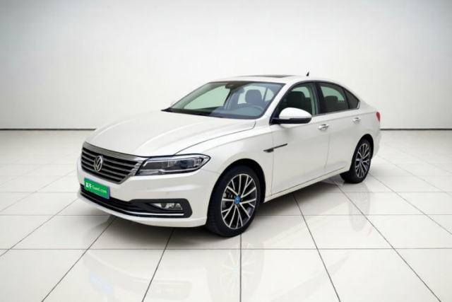 Ojetý Volkswagen Lavida 2022 280TSI DSG Luxury Edition