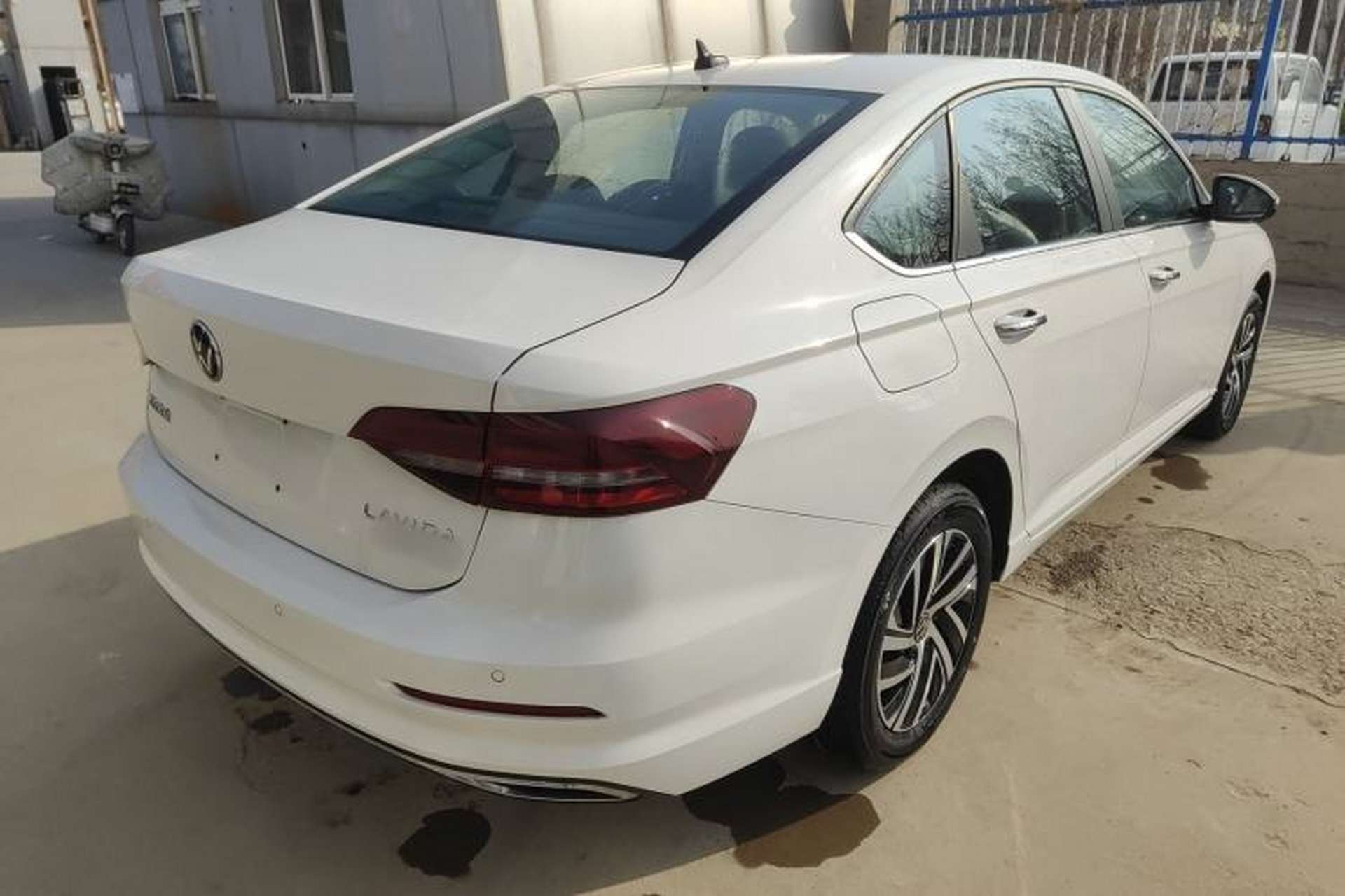Used Volkswagen Lavida 2022 280TSI DSG Comfort Edition Rear Right 45 Deg