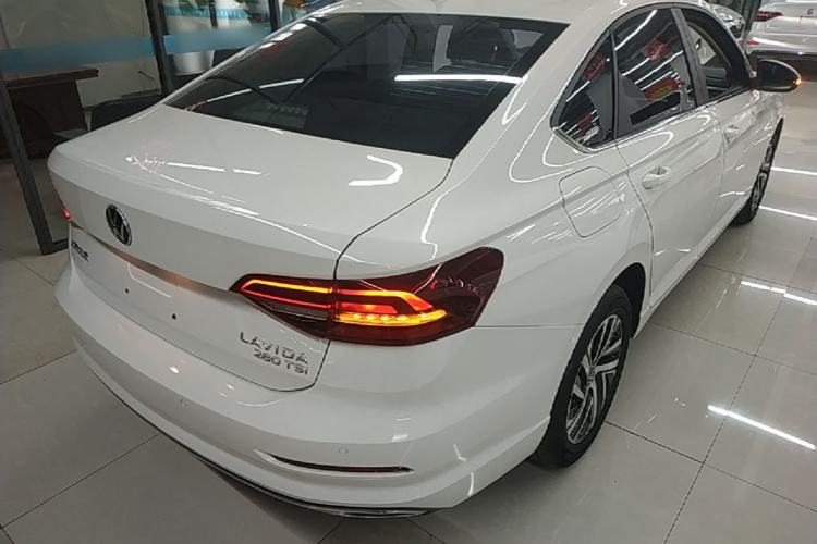 Used Volkswagen Lavida 2022 280TSI DSG Comfort Edition Rear Right 45 Deg