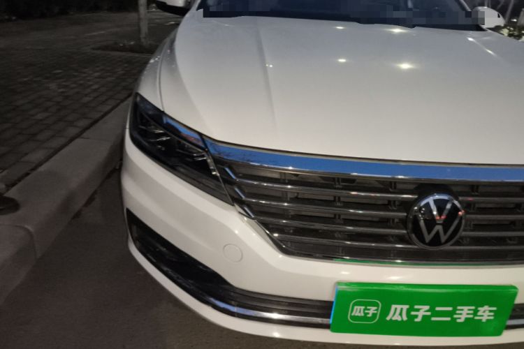 Used Volkswagen Lavida 2022 1.5L Automatic Comfort Edition Right Front Headlight