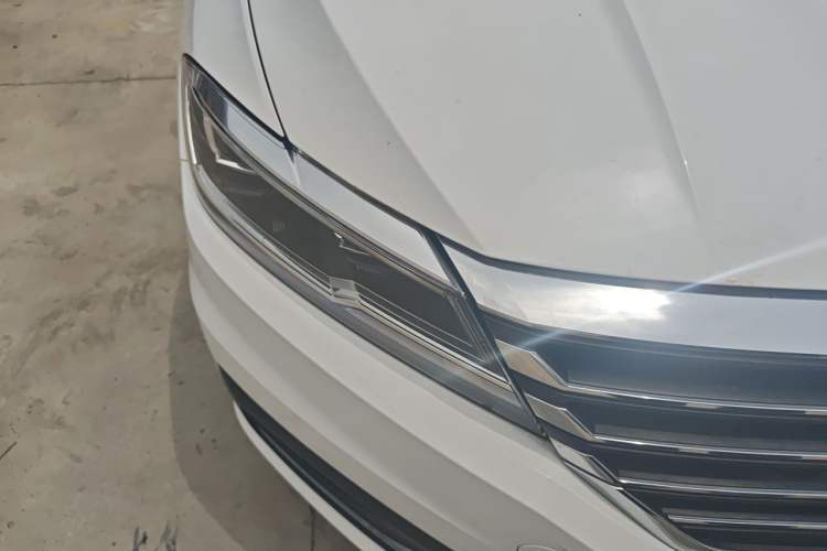 Used Volkswagen Lavida 2022 280TSI DSG Comfort Edition Right Front Headlight