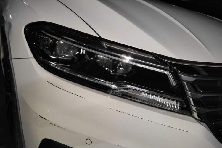 Used Volkswagen Lavida 2022 280TSI DSG Luxury Edition Right Front Headlight