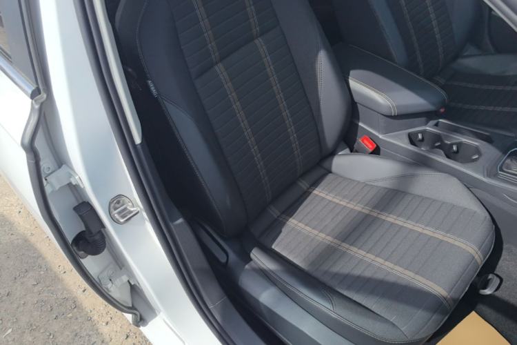 Used Volkswagen Lavida 2022 280TSI DSG Comfort Edition Right Front Seat