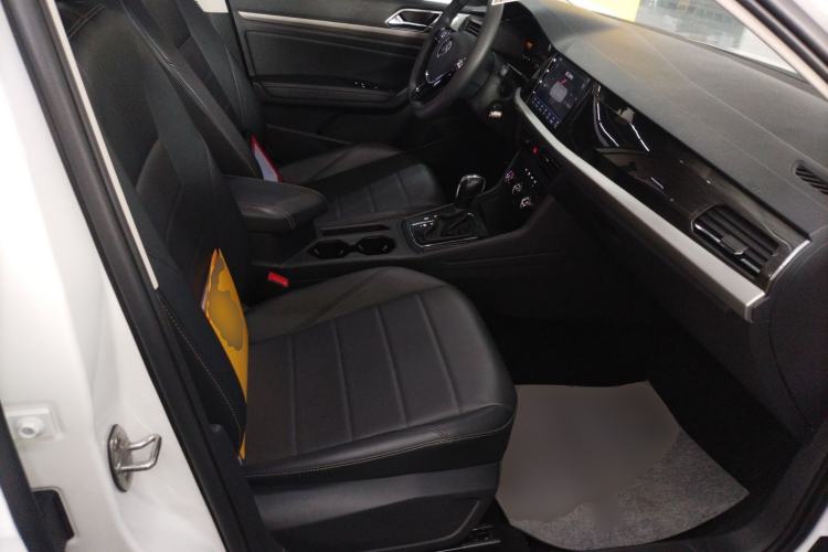 Used Volkswagen Lavida 2022 1.5L Automatic Comfort Edition Right Front Seat