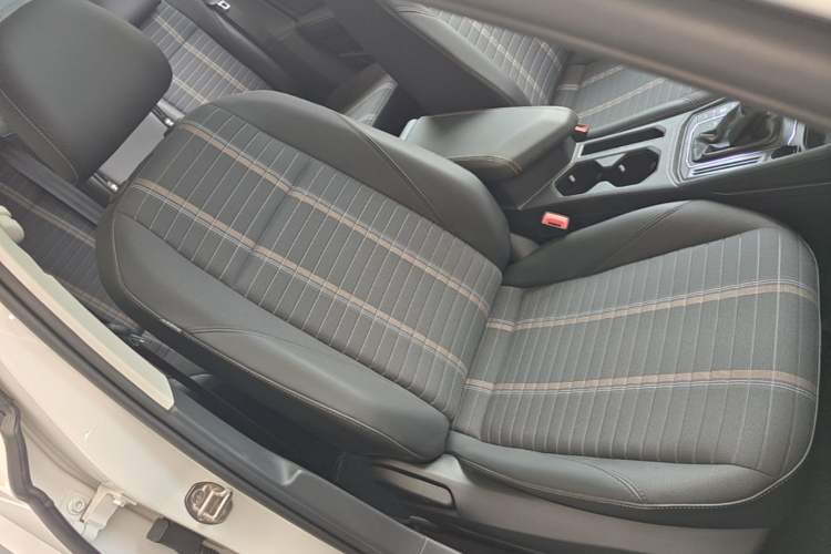 Used Volkswagen Lavida 2022 280TSI DSG Comfort Edition Right Front Seat