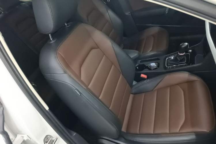 Used Volkswagen Lavida 2022 280TSI DSG Luxury Edition Right Front Seat