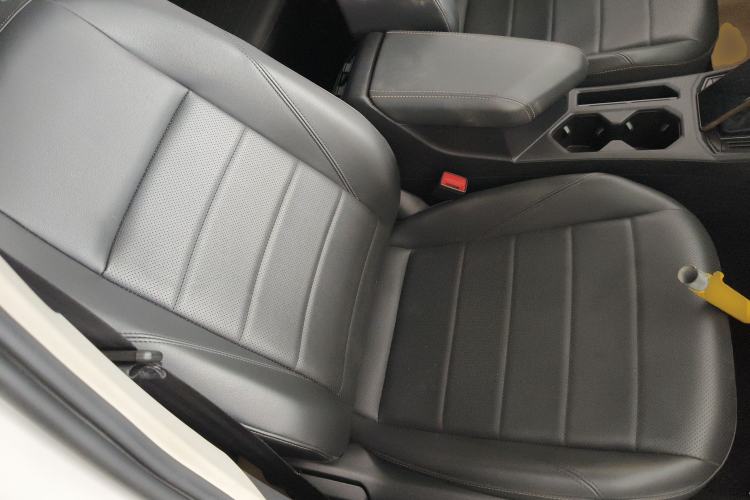 Used Volkswagen Lavida 2022 1.5L Automatic Comfort Edition Right Front Seat