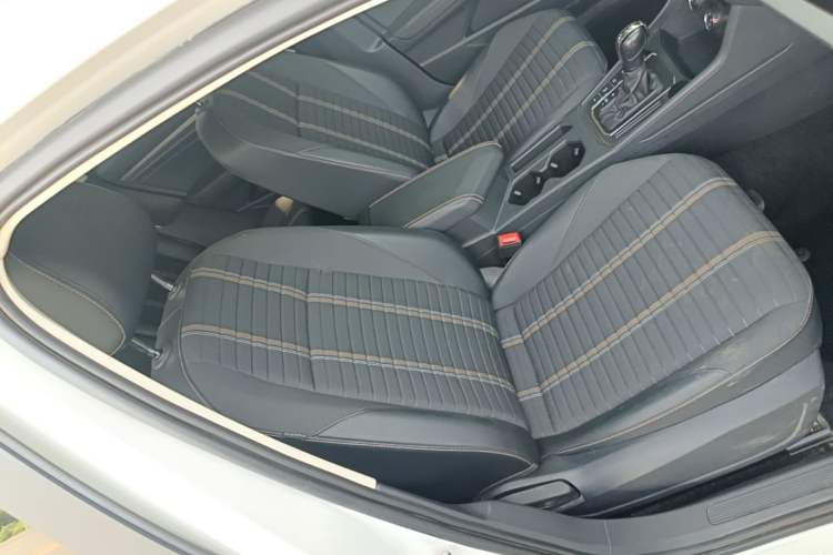 Used Volkswagen Lavida 2022 280TSI DSG Comfort Edition Right Front Seat