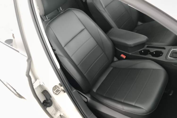 Used Volkswagen Lavida 2022 1.5L Automatic Comfort Edition Right Front Seat