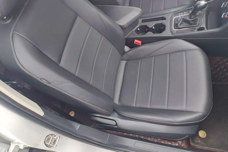 Used Volkswagen Lavida 2022 1.5L Automatic Comfort Edition Right Front Seat