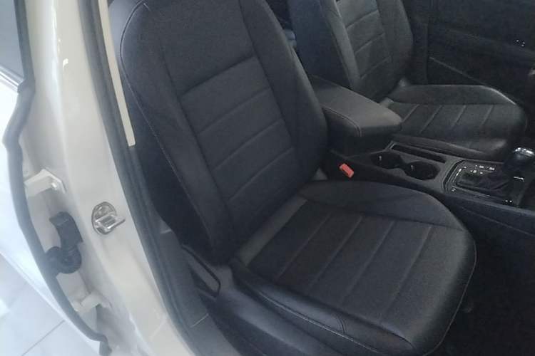Used Volkswagen Lavida 2022 1.5L Automatic Comfort Edition Right Front Seat