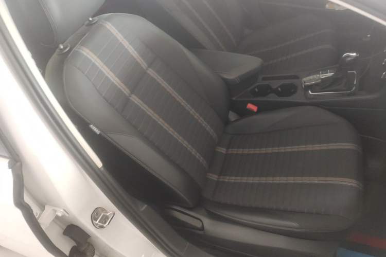 Used Volkswagen Lavida 2022 1.5L Automatic Vision Edition Right Front Seat