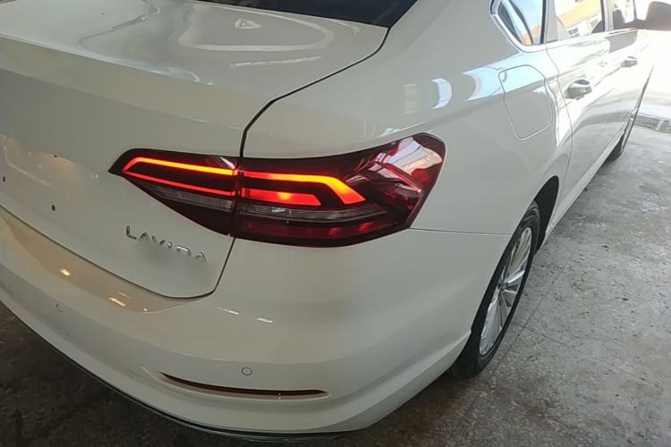 Used Volkswagen Lavida 2022 280TSI DSG Comfort Edition Right Rear Taillight