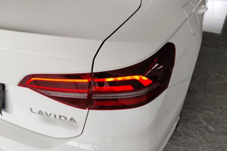 Used Volkswagen Lavida 2022 280TSI DSG Comfort Edition Right Rear Taillight